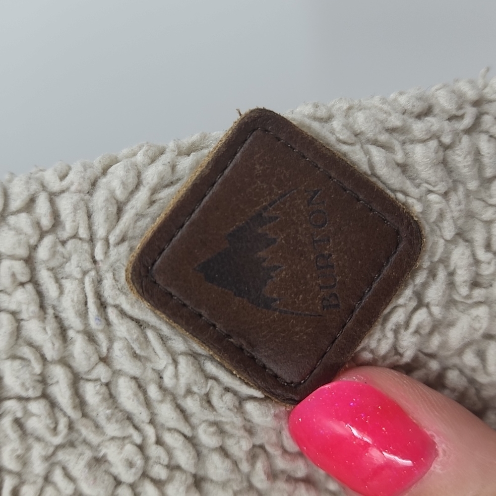 Burton cream colored fleece hooded jacket - Picture 6 of 7